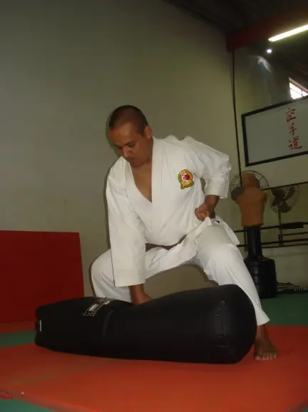 Prof. L. C. Pares quando aluno de karatê, foto 23
